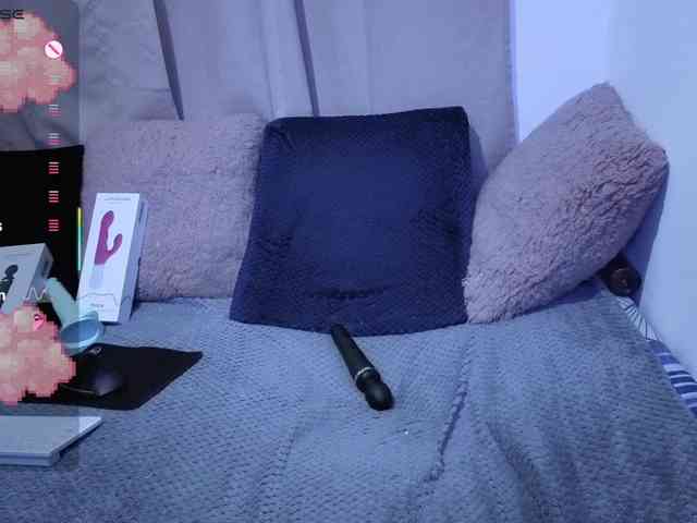 Lesliee22 webcam