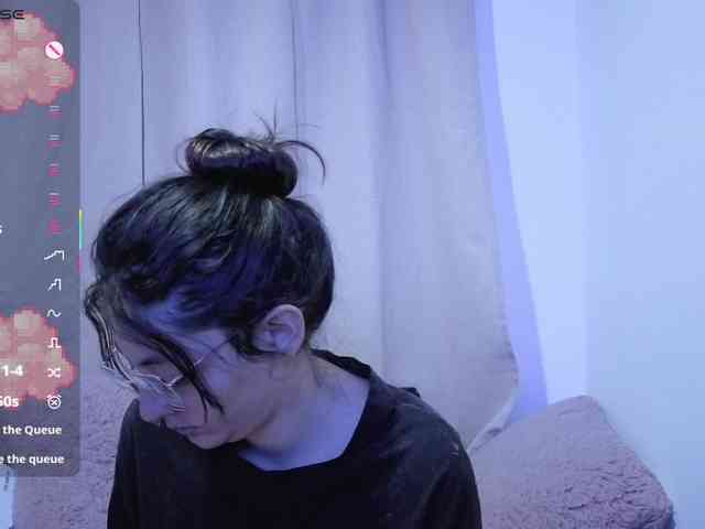 Lesliee22 webcam