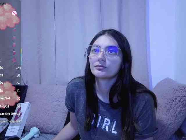 Lesliee22 webcam
