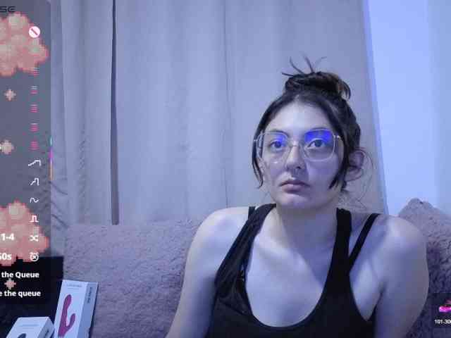 Lesliee22 webcam