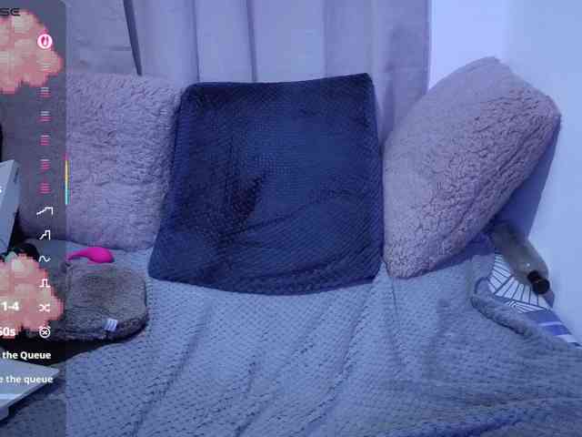 Lesliee22 webcam