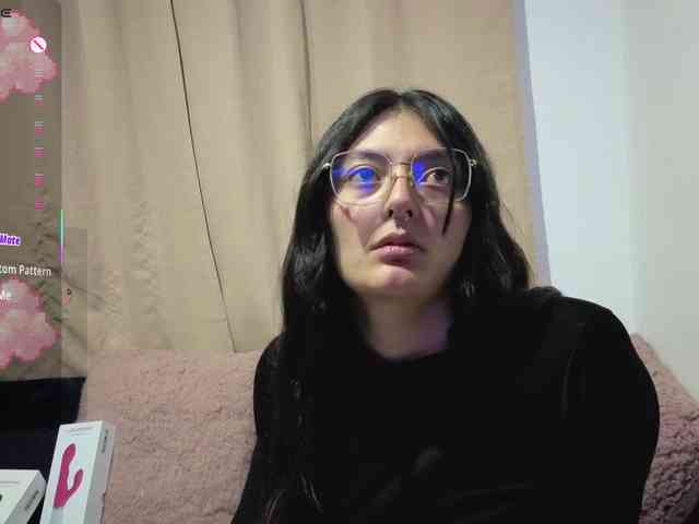 Модель: Lesliee22