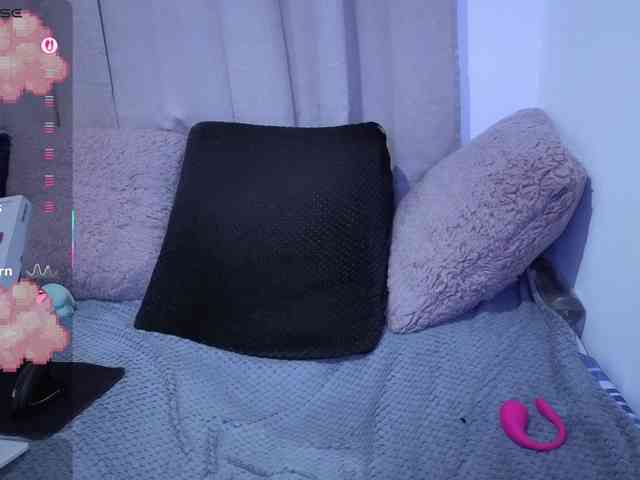 Lesliee22 webcam