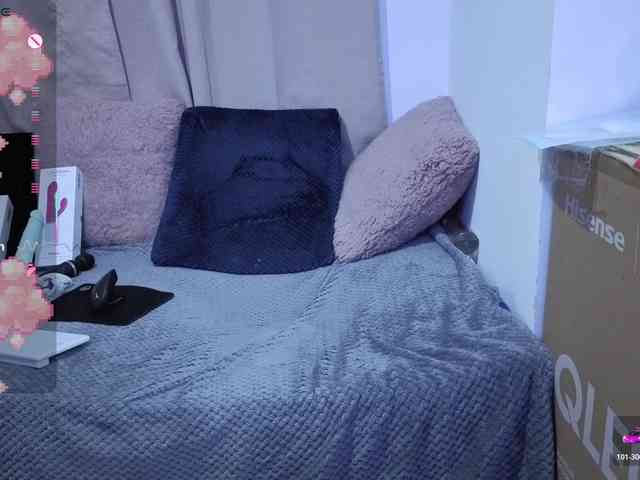 Lesliee22 webcam
