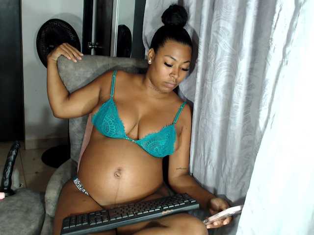 CataleyaRosex live cam on BongaCams