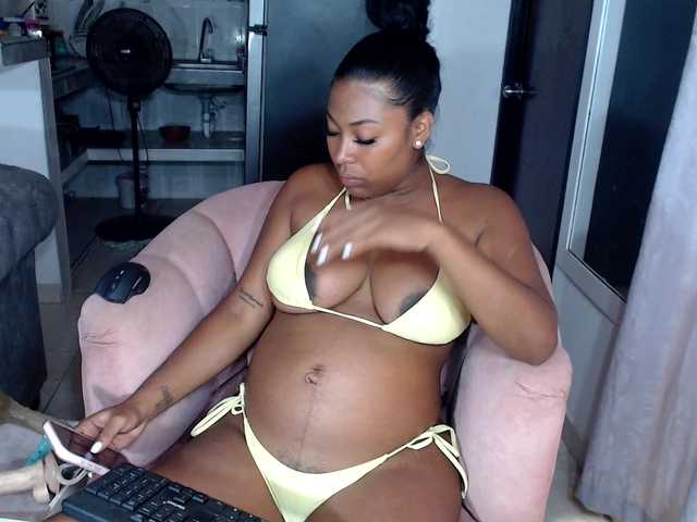 CataleyaRosex live cam on BongaCams