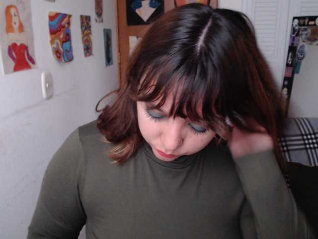 NanaBela live webcam show