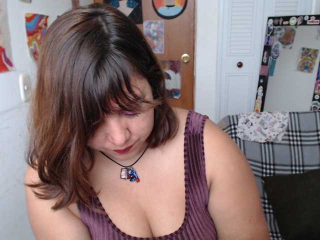 NanaBela live cam preview