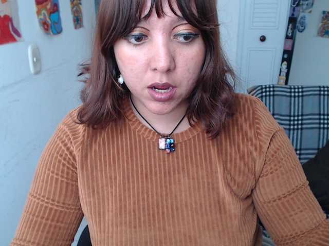 NanaBela live cam preview