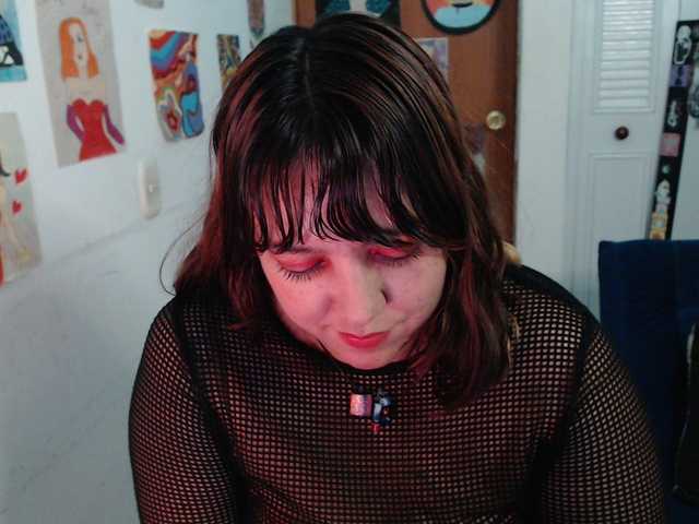 NanaBela live cam