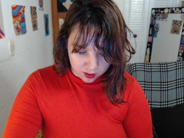 le modèle nanabela est en webcam porno dans un show sur le site bongacams, il possède les tags suivants: Latino/Hispanic,Redhead,Hairy