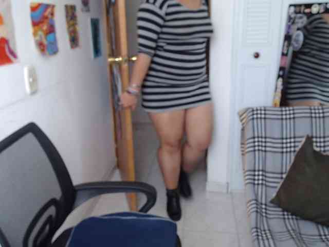NanaBela webcam