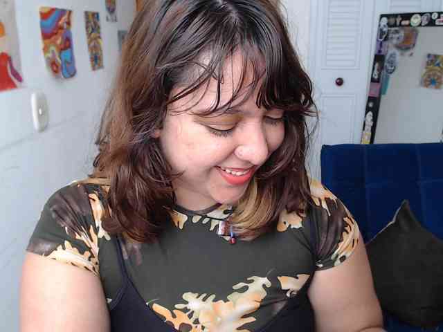 NanaBela webcam