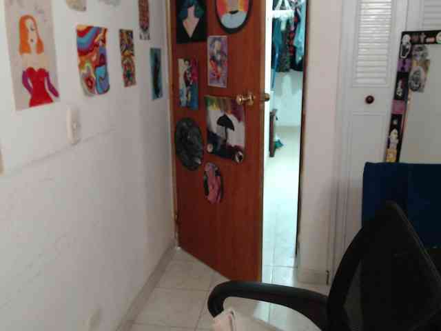 NanaBela webcam