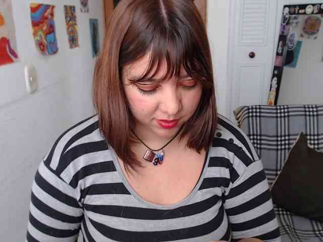 NanaBela webcam