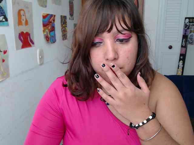 NanaBela webcam