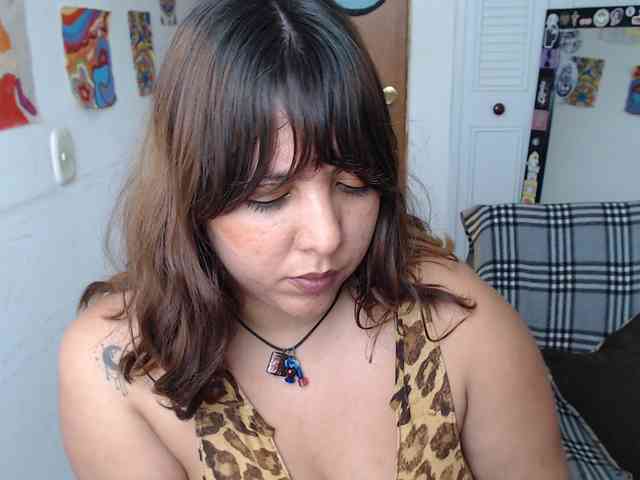 NanaBela webcam