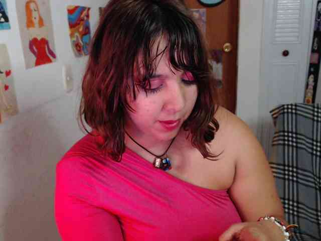 NanaBela webcam