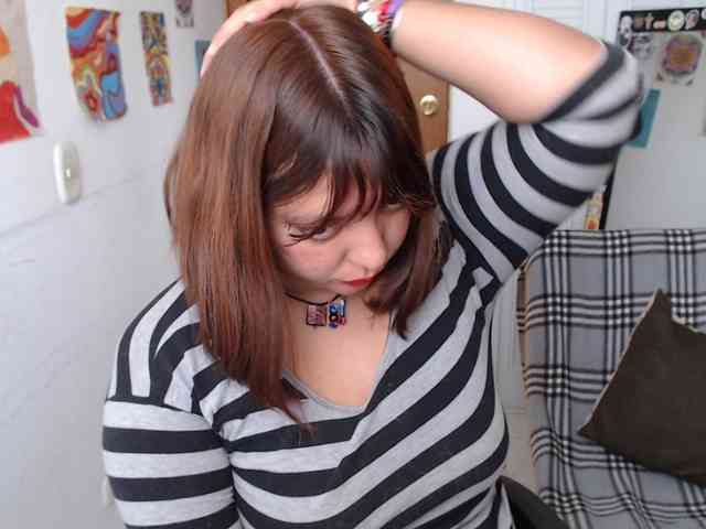 NanaBela webcam