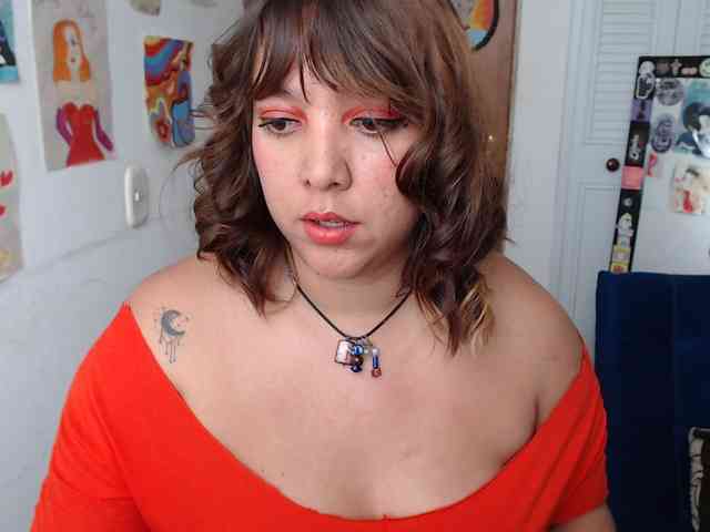NanaBela webcam