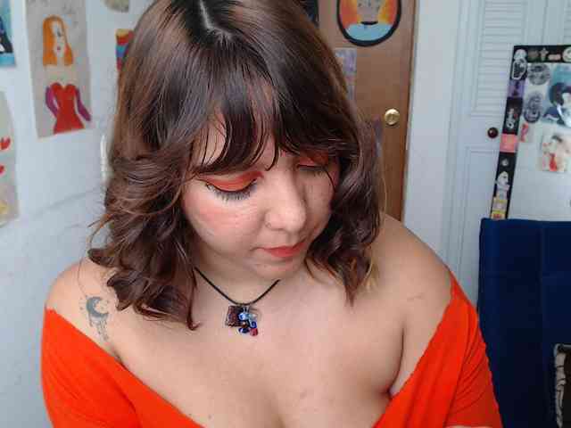 NanaBela webcam