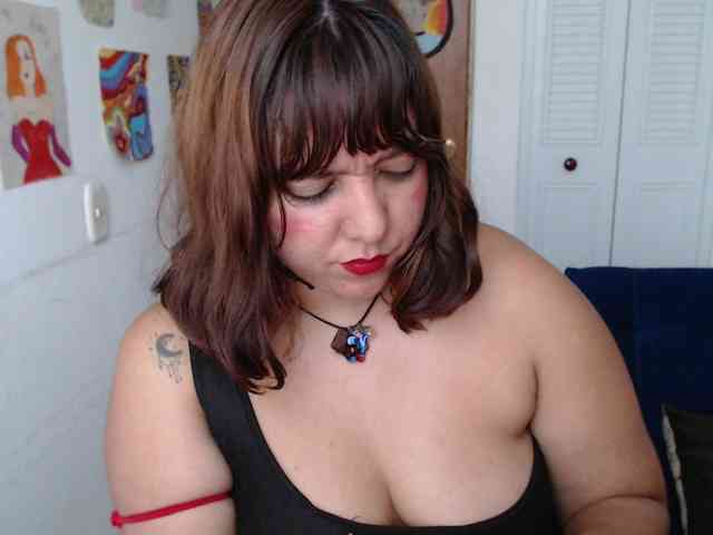 NanaBela webcam