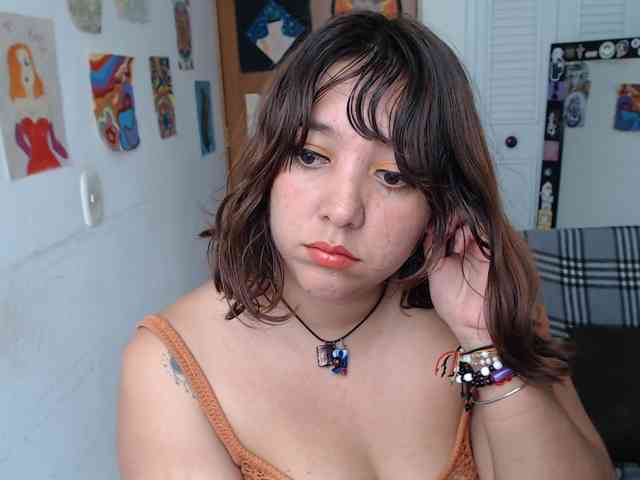 NanaBela webcam