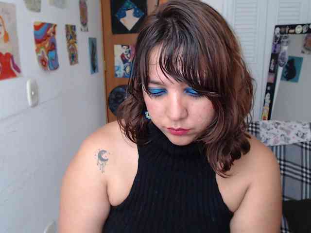 NanaBela webcam