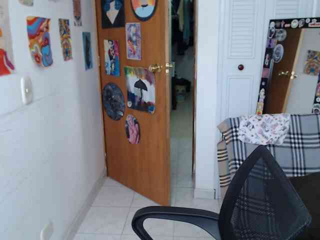 NanaBela webcam