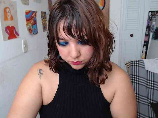 NanaBela webcam