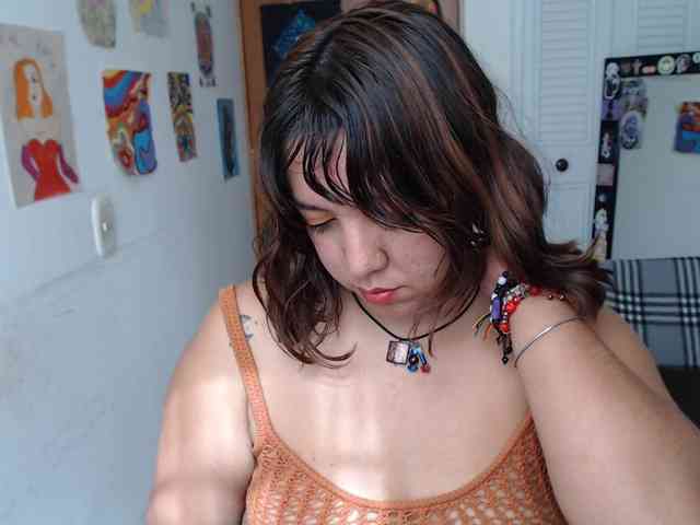 NanaBela webcam