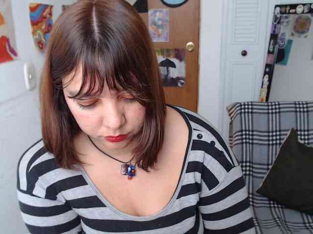 NanaBela webcam