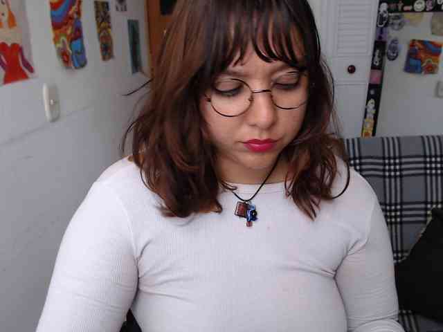 NanaBela webcam