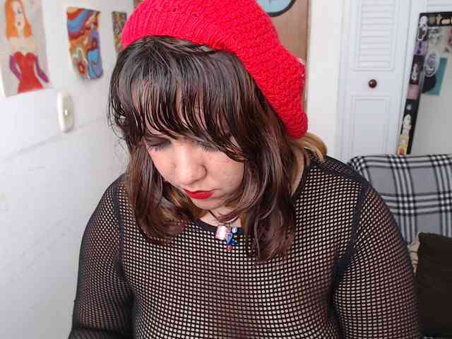 NanaBela webcam