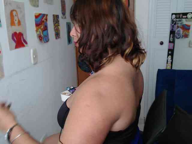 NanaBela webcam