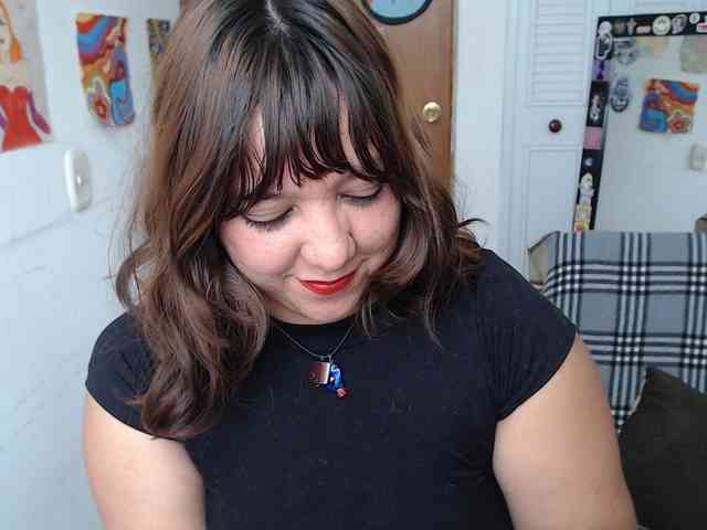 NanaBela webcam