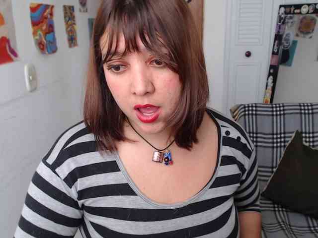 NanaBela webcam