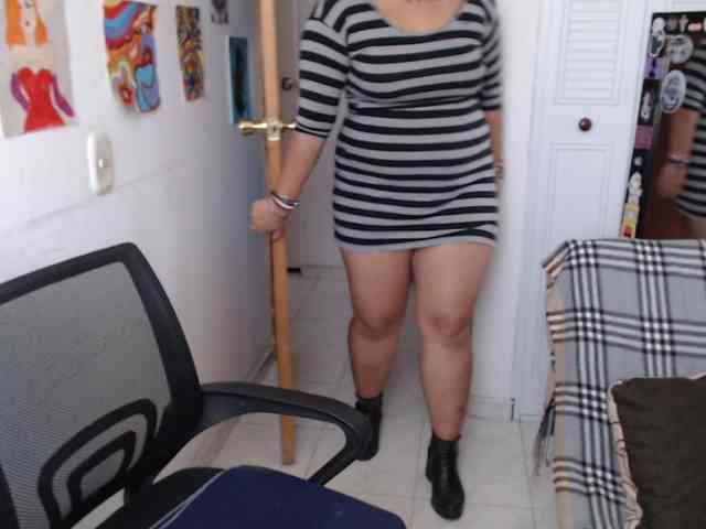 NanaBela webcam
