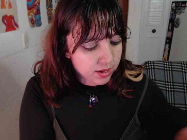 NanaBela webcam