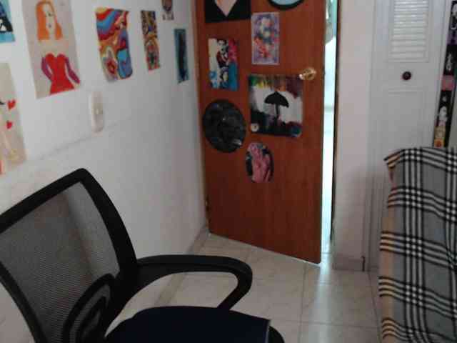 NanaBela webcam