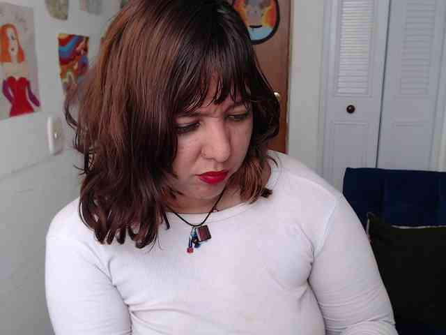 NanaBela webcam