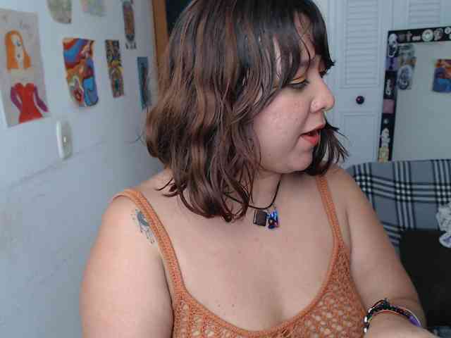 NanaBela webcam