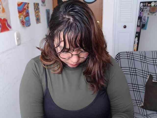 NanaBela webcam