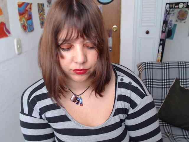 NanaBela webcam