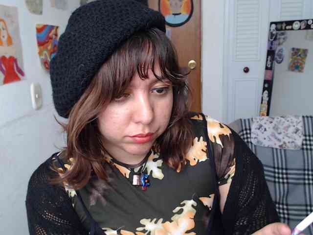 NanaBela webcam