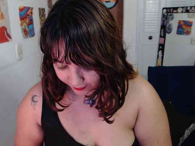 NanaBela webcam