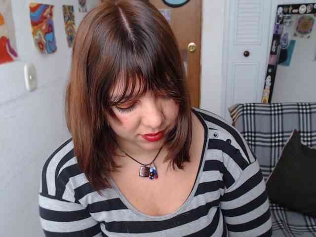 NanaBela webcam