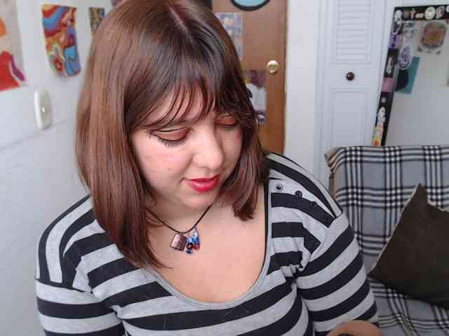 NanaBela webcam