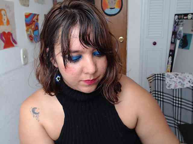 NanaBela webcam