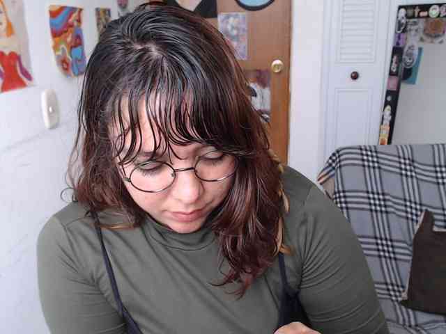 NanaBela webcam